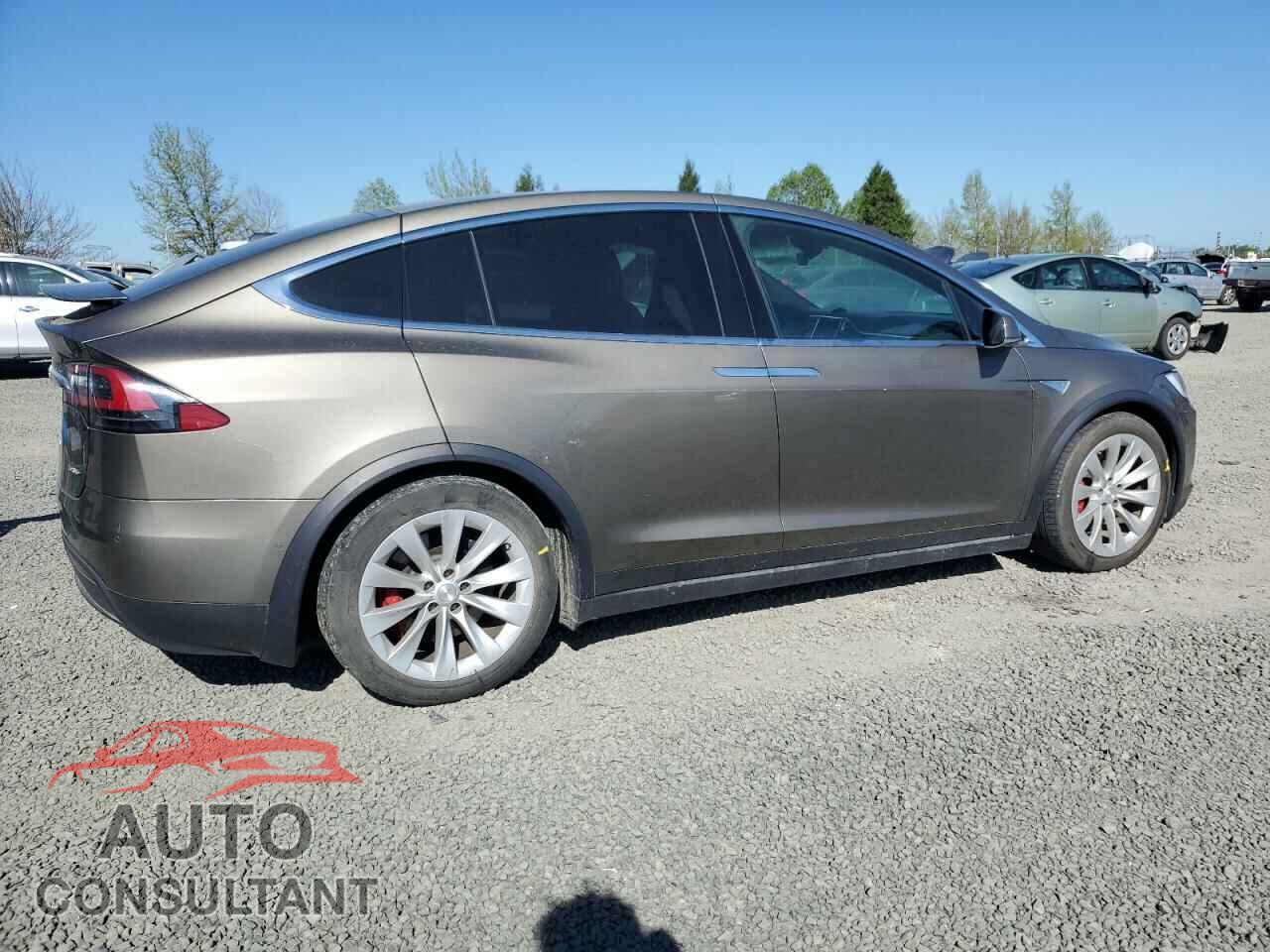 TESLA MODEL X 2016 - 5YJXCBE48GF007867