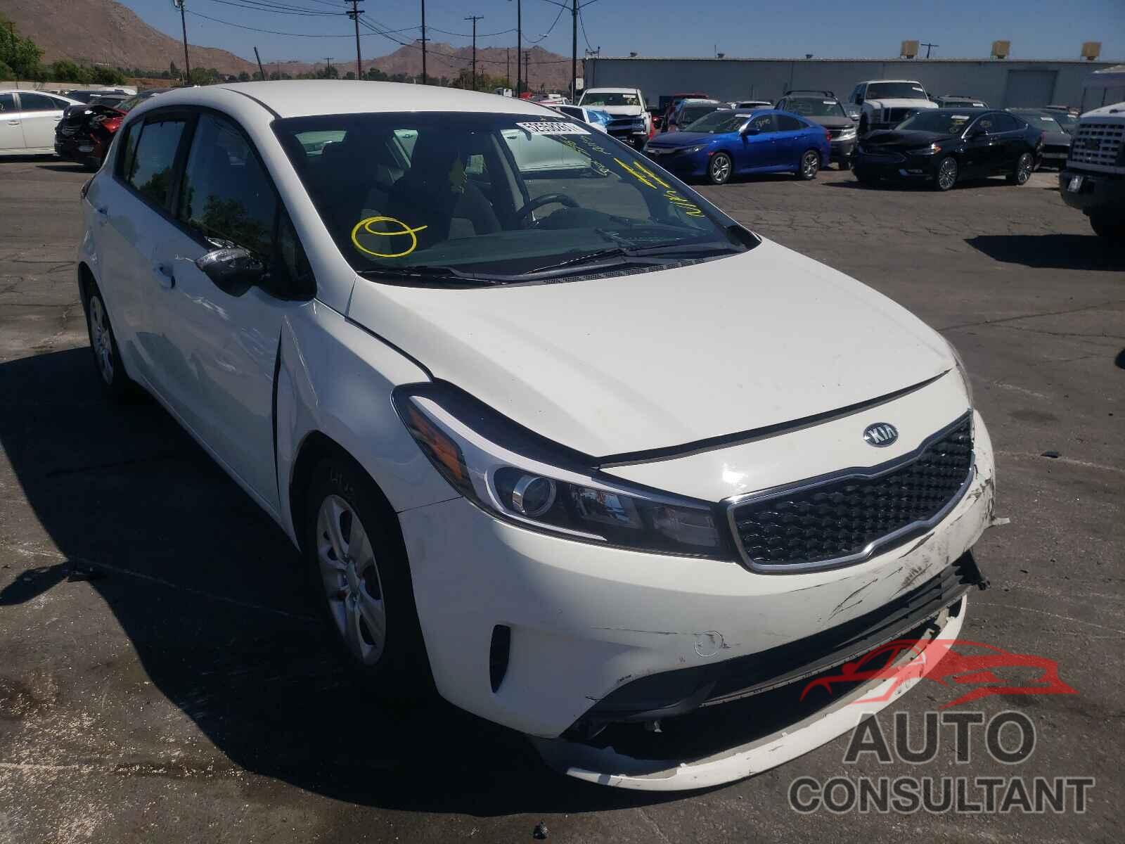 KIA FORTE 2017 - KNAFK5A82H5681599