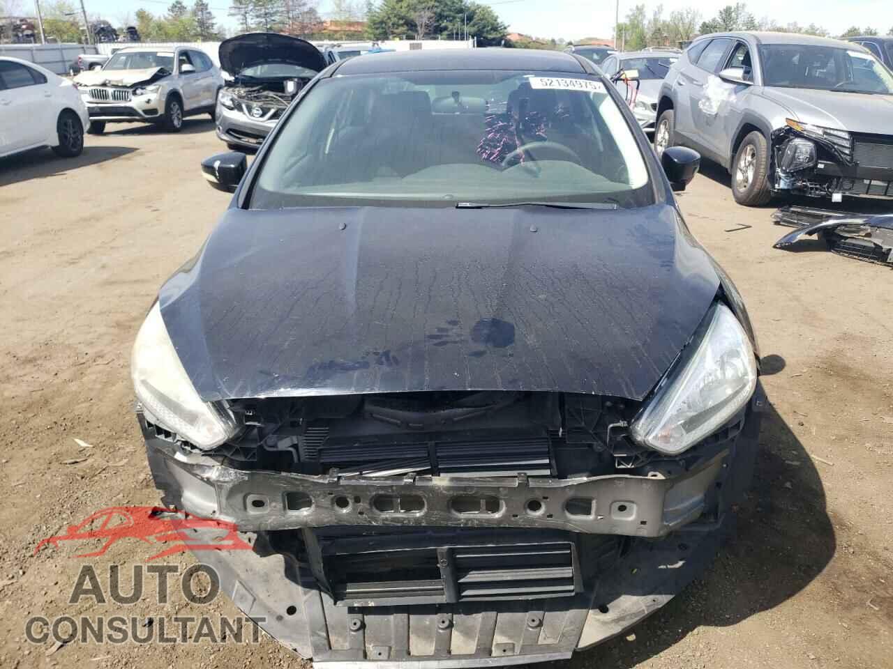 FORD FOCUS 2017 - 1FADP3F22HL280351