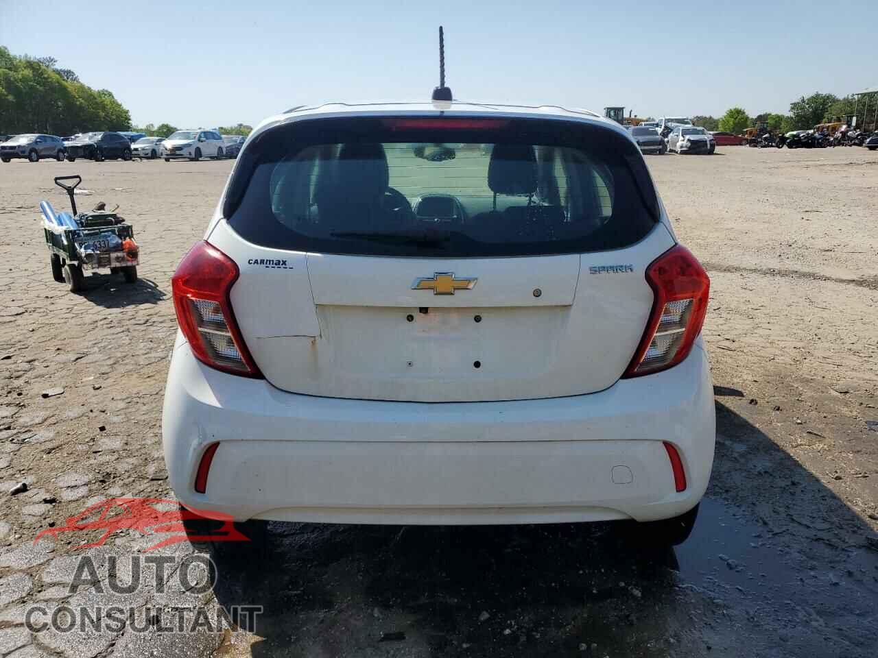 CHEVROLET SPARK 2017 - KL8CB6SA6HC782839