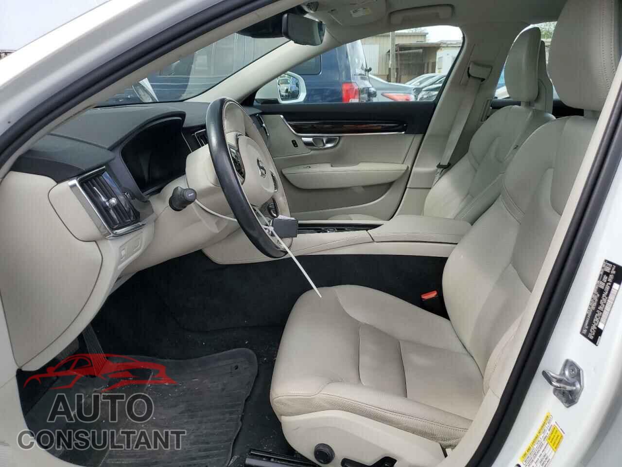 VOLVO S90 2018 - LVY982MK0JP032035
