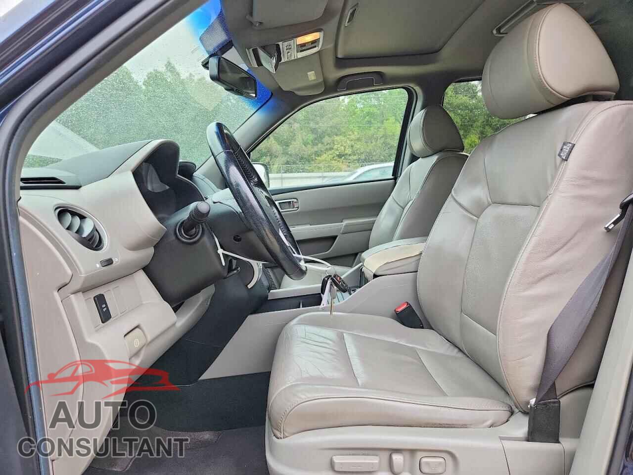 HONDA PILOT 2011 - 5FNYF4H6XBB106591