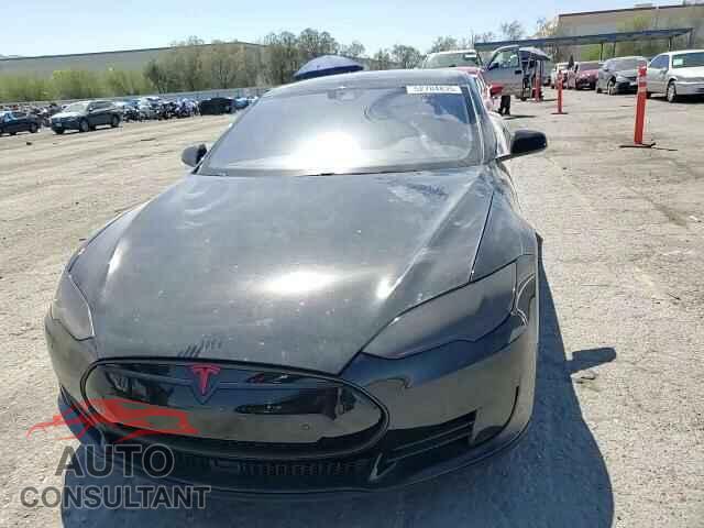 TESLA MODEL S 2015 - 5YJSA1V4XFF097886