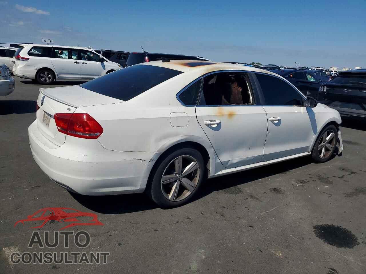 VOLKSWAGEN PASSAT 2012 - 1VWBP7A37CC097638