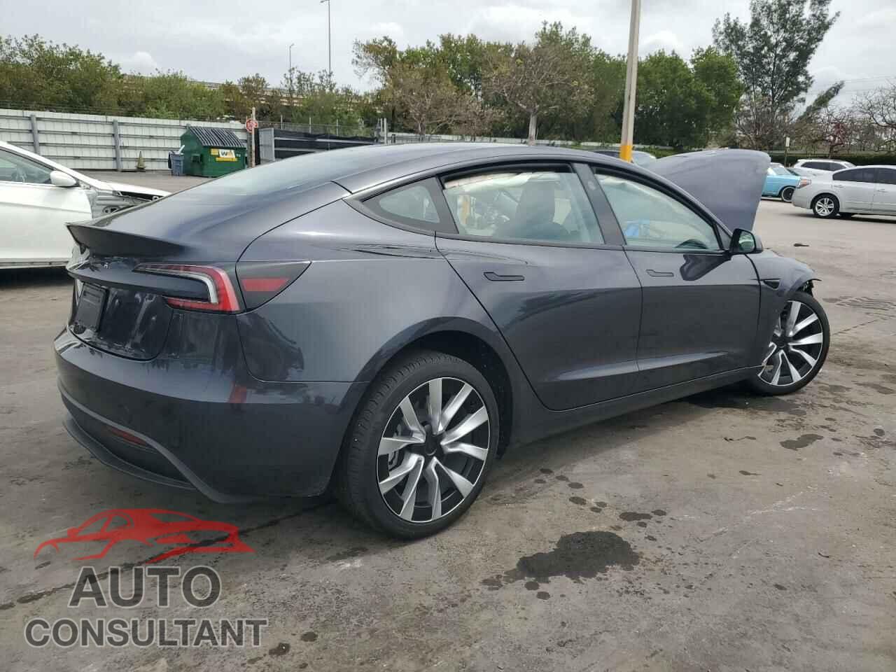TESLA MODEL 3 2024 - 5YJ3E1EA2RF751539