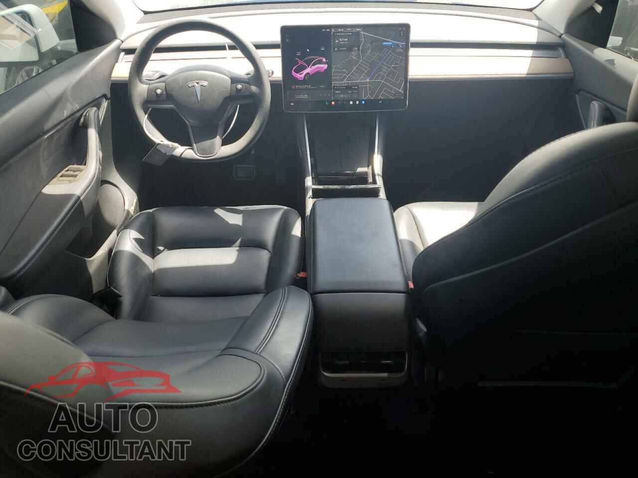 TESLA MODEL Y 2021 - 5YJYGDEE6MF100797