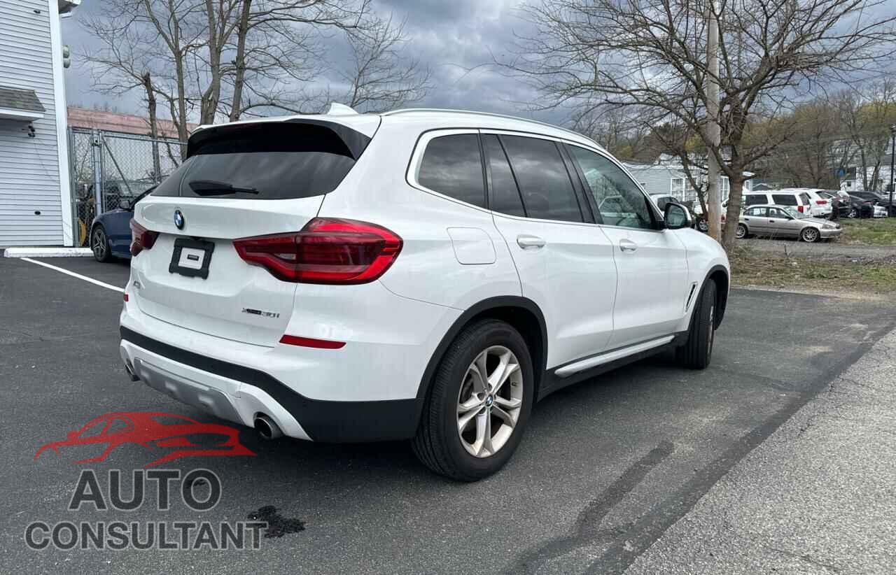 BMW X3 2021 - 5UXTY5C07M9F13621