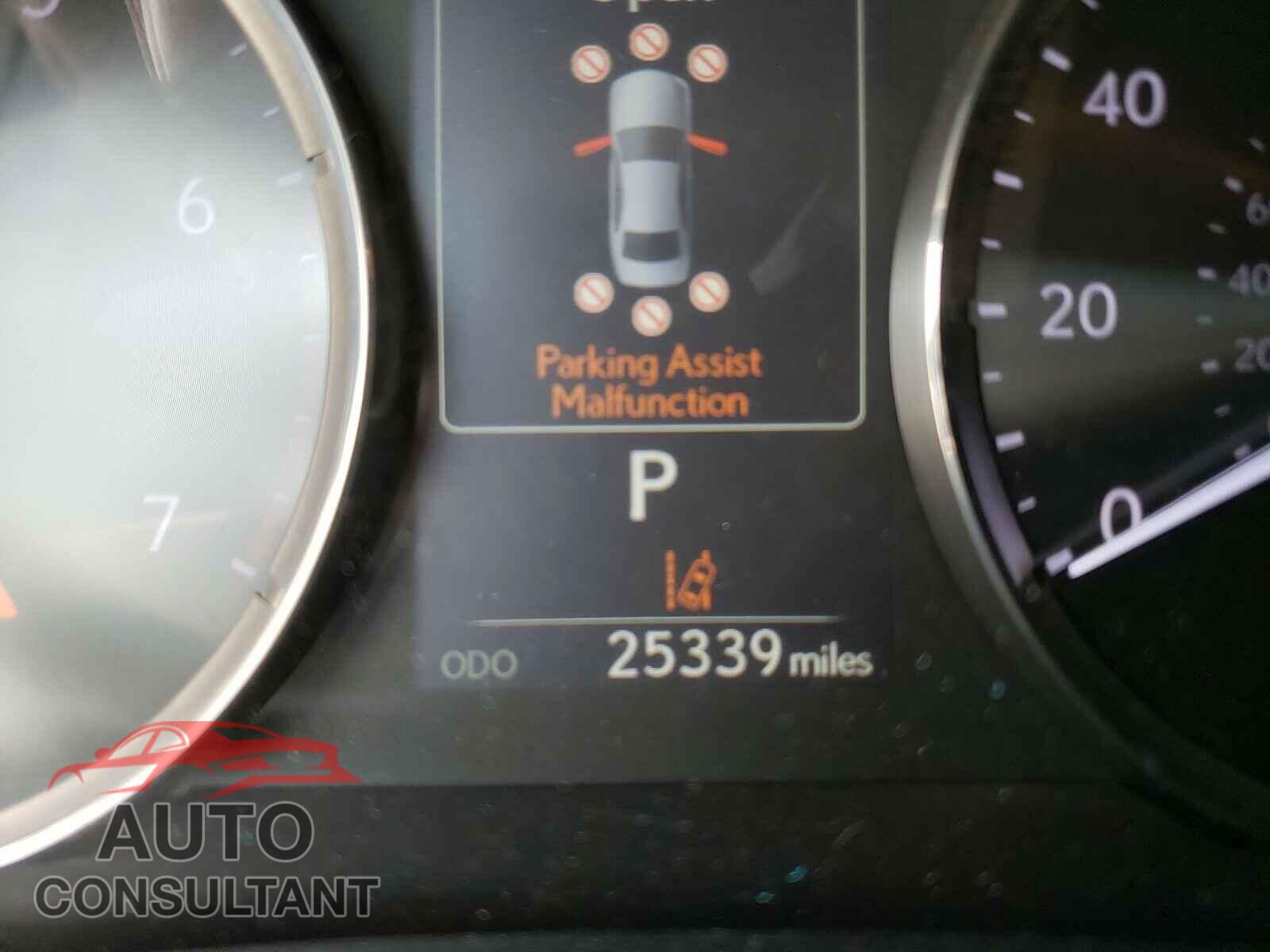 LEXUS IS 2017 - JTHBA1D27H5039446