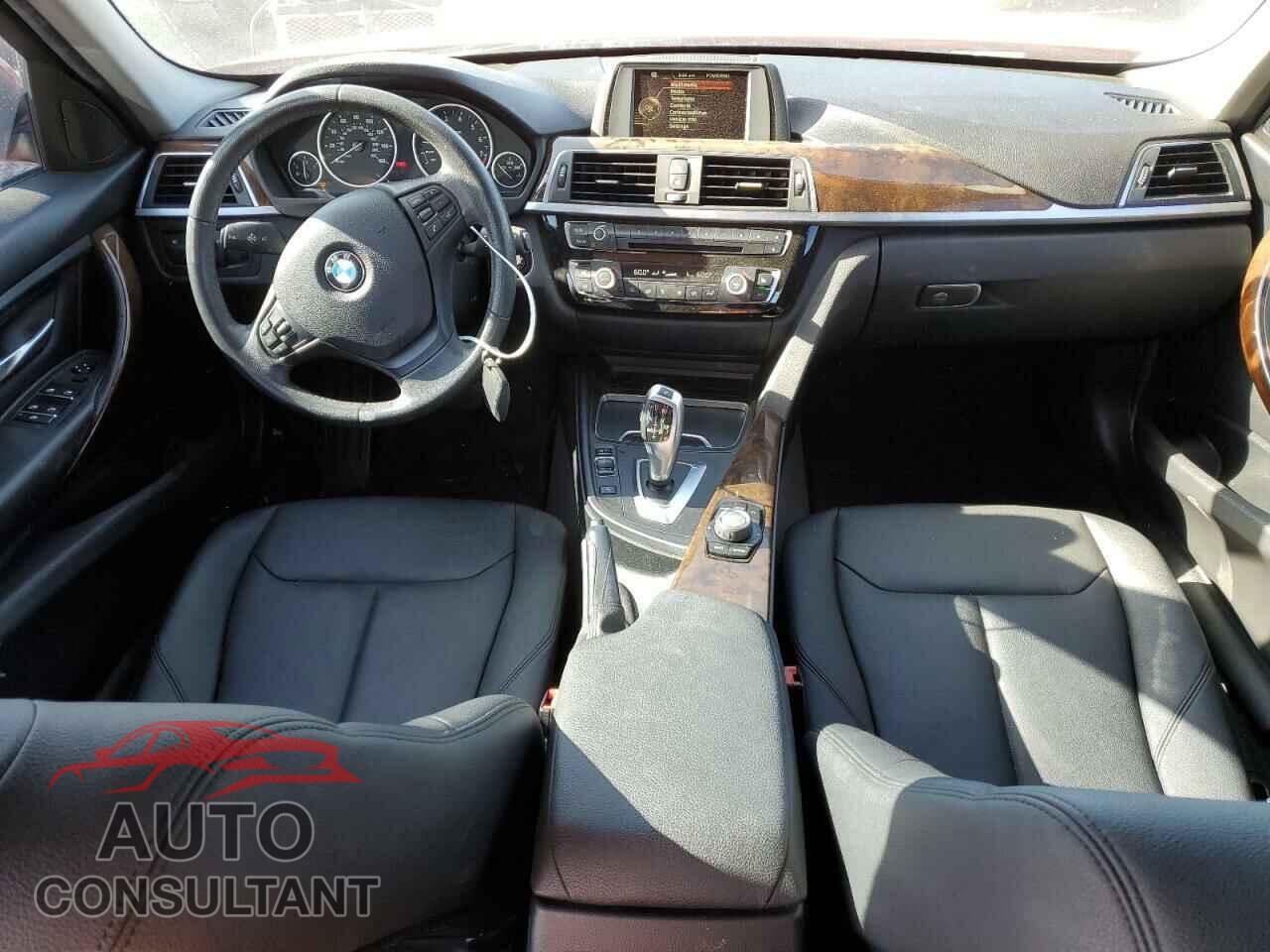 BMW 3 SERIES 2016 - WBA8A9C52GK619318