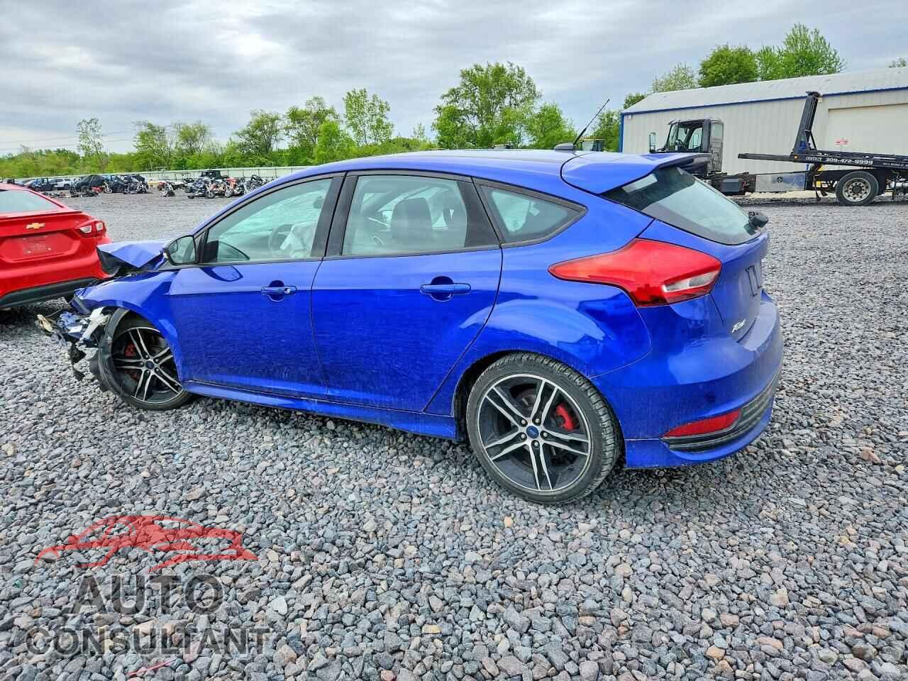 FORD FOCUS 2015 - 1FADP3L91FL306677