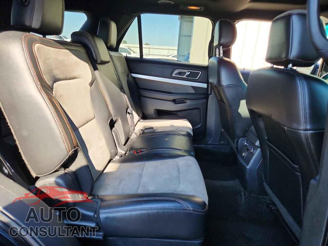 FORD EXPLORER 2017 - 1FM5K7D82HGA22962
