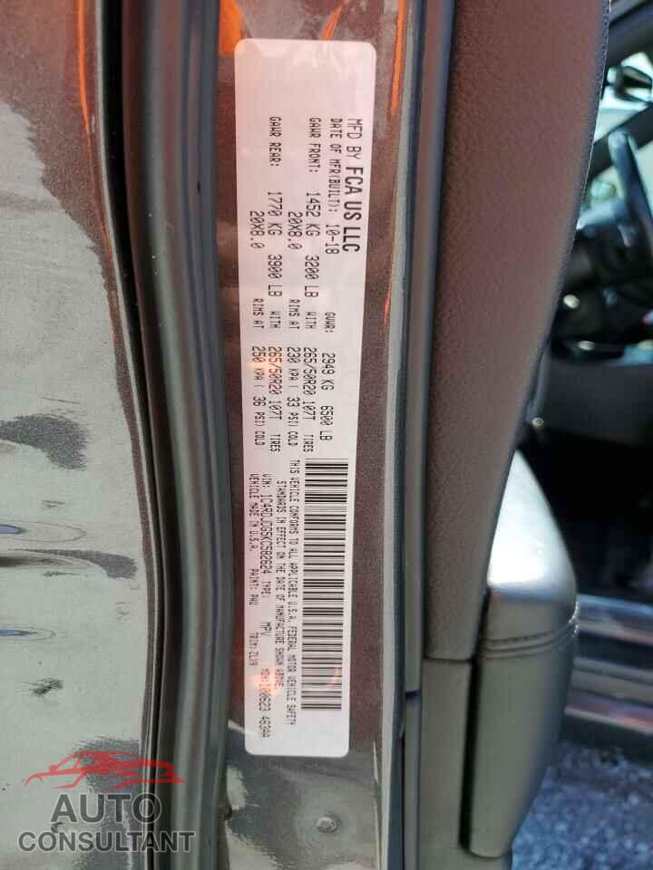 DODGE DURANGO 2019 - 1C4RDJDG5KC582624