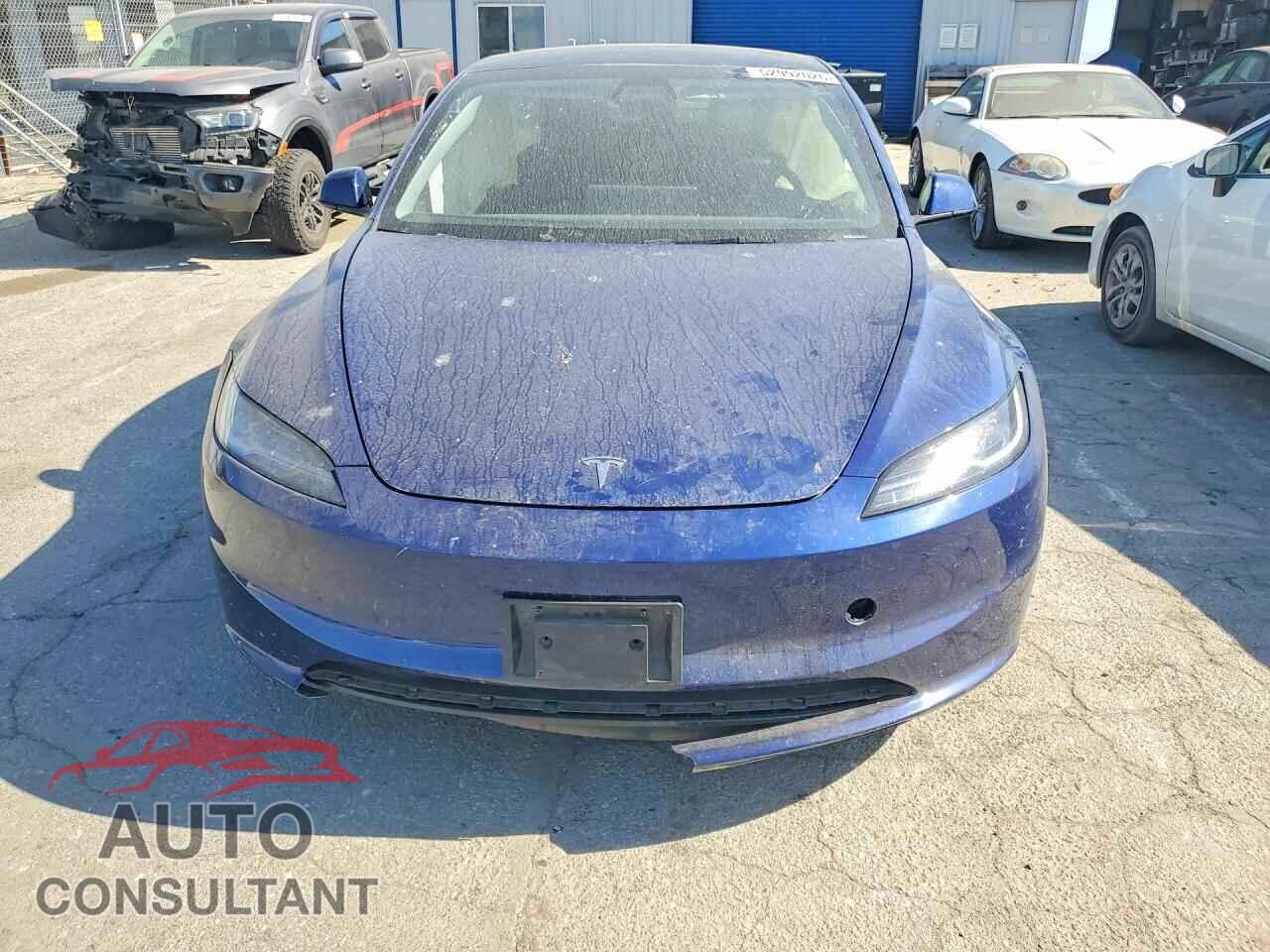 TESLA MODEL 3 2025 - 5YJ3E1EB8SF879928
