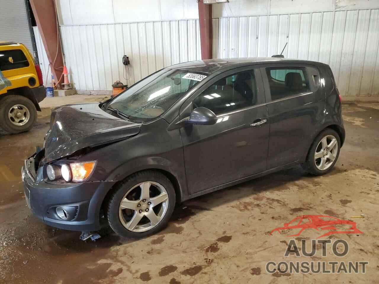 CHEVROLET SONIC 2015 - 1G1JE6SB7F4200147