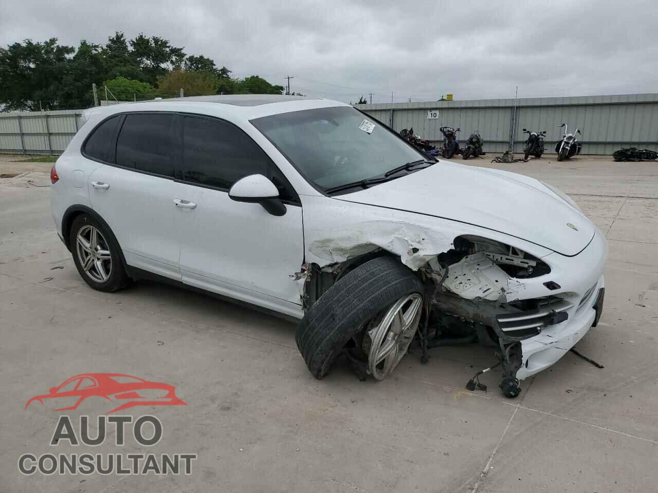 PORSCHE CAYENNE 2014 - WP1AA2A26ELA97481