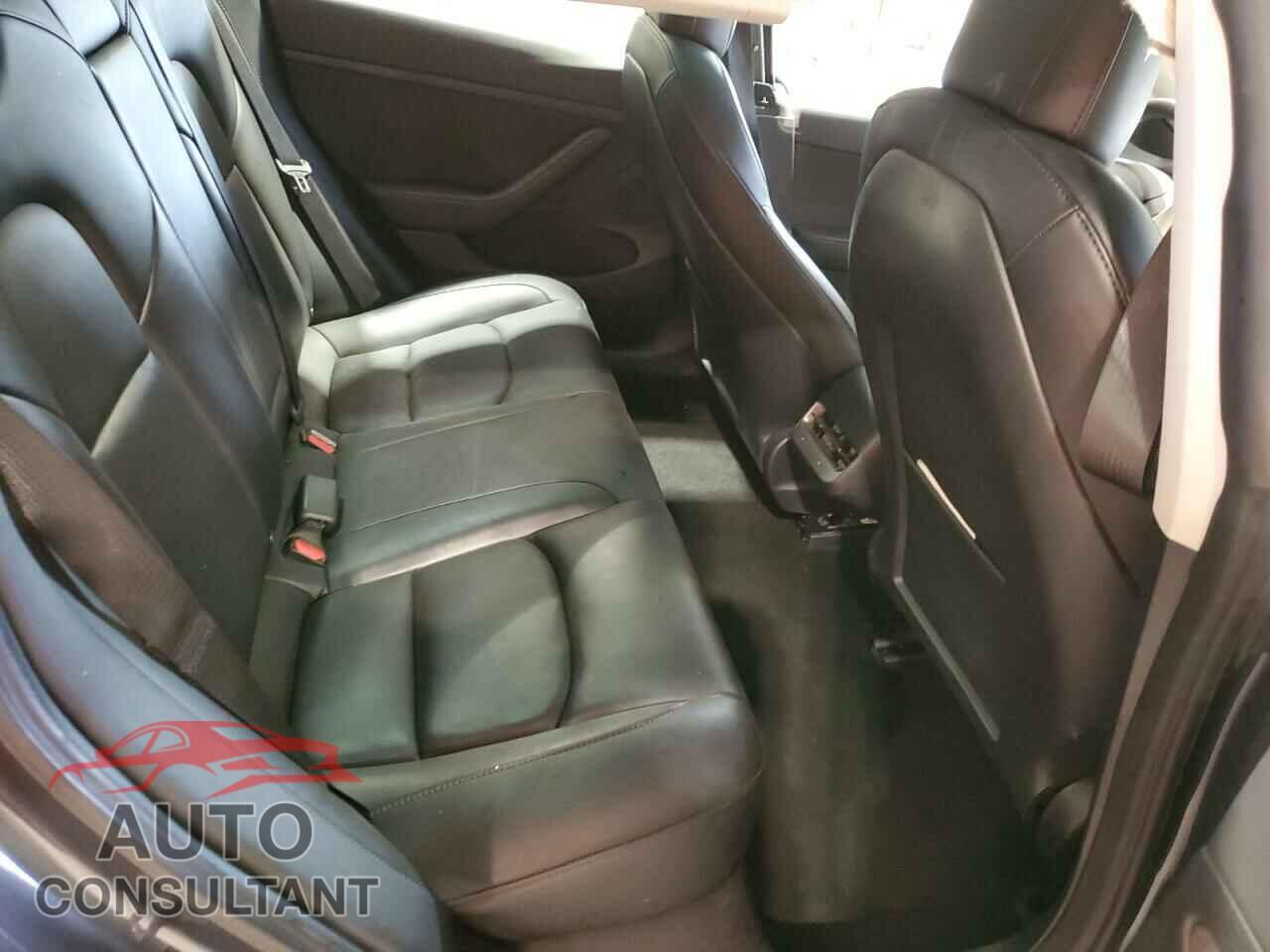 TESLA MODEL 3 2022 - 5YJ3E1EA7NF370988