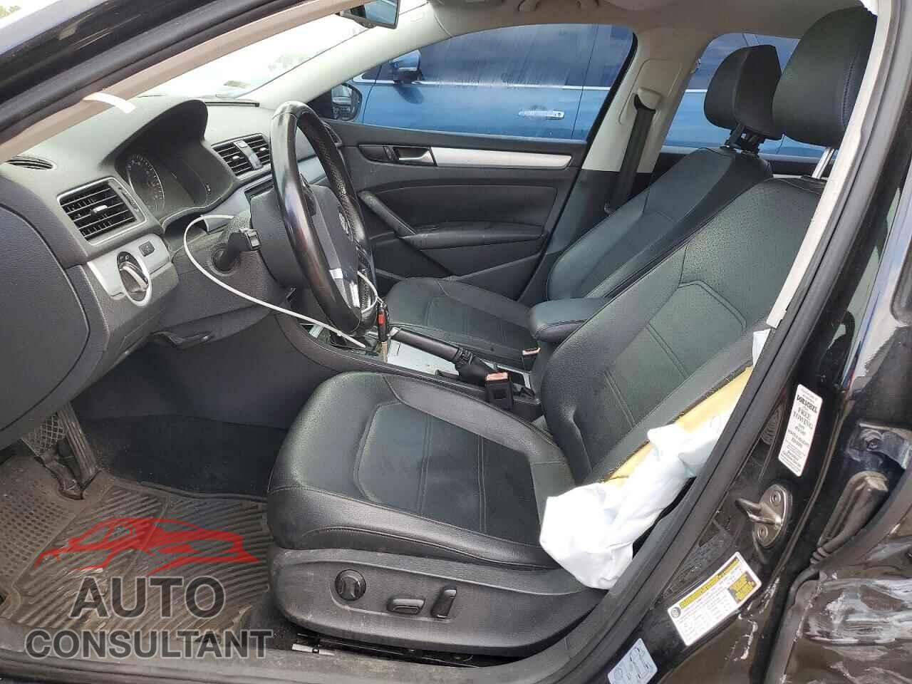 VOLKSWAGEN PASSAT 2012 - 1VWBP7A31CC103286