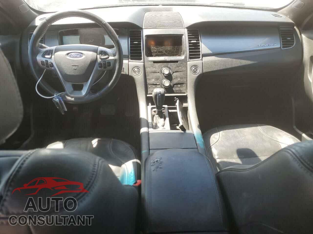 FORD TAURUS 2015 - 1FAHP2E82FG177924
