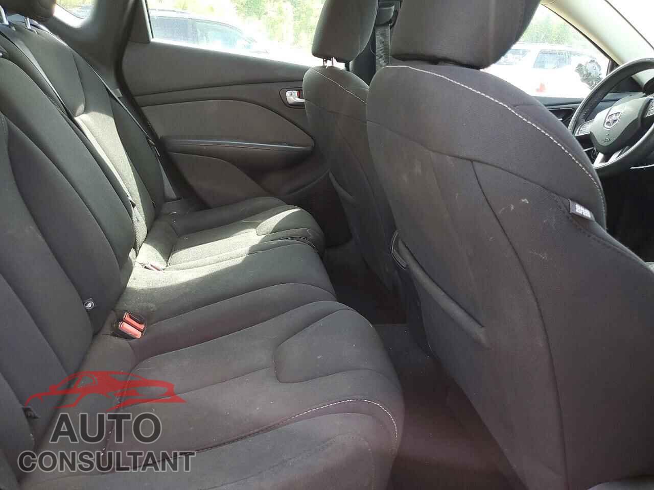 DODGE DART 2013 - 1C3CDFBA1DD310400