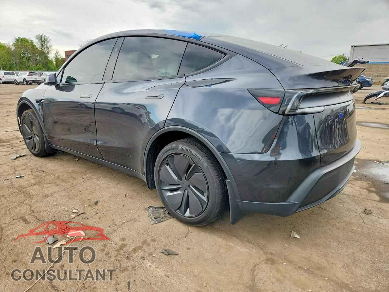 TESLA MODEL Y 2026 - 7SAYGDEEXTF530687