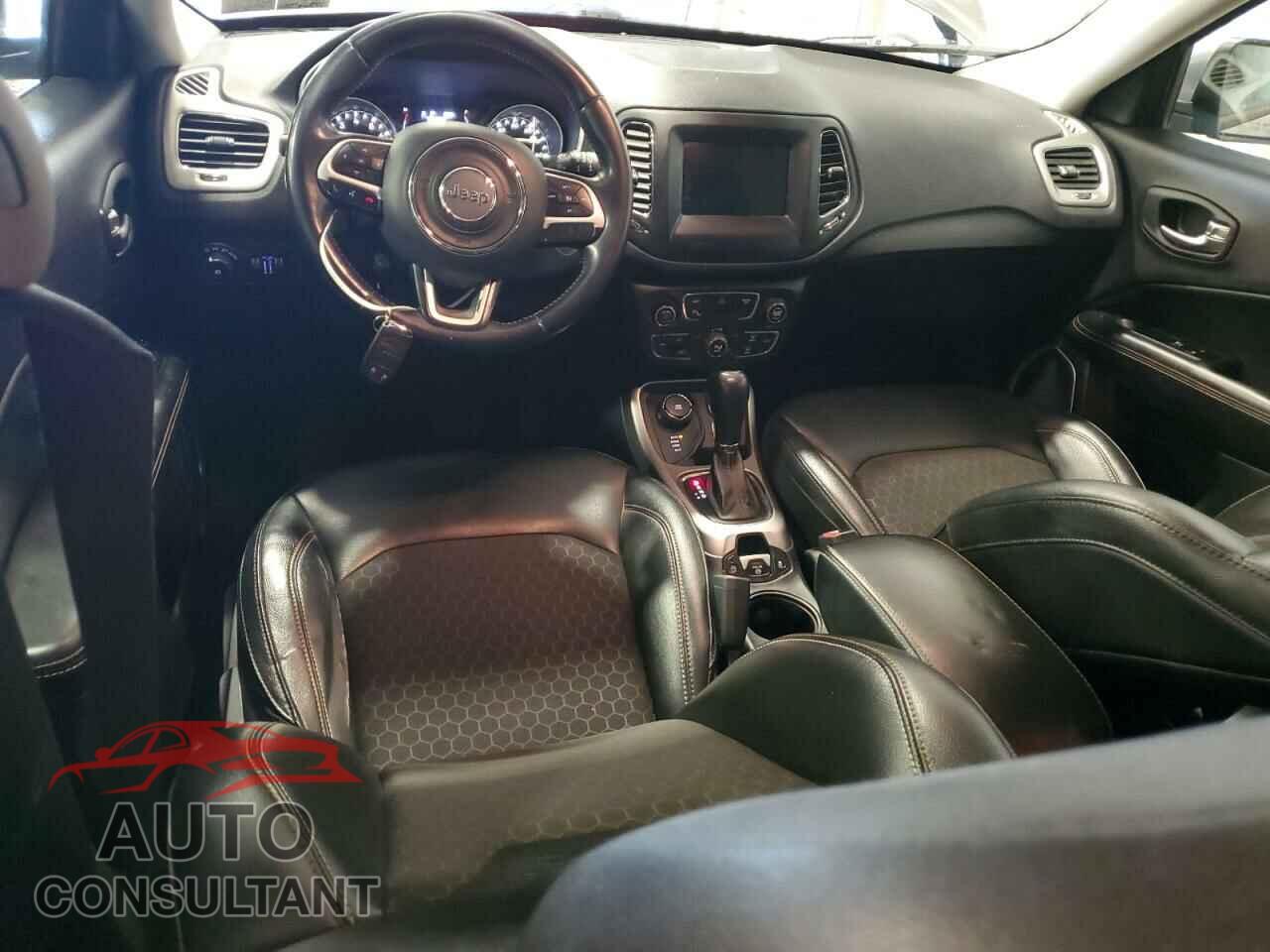 JEEP COMPASS 2020 - 3C4NJDBB5LT112258