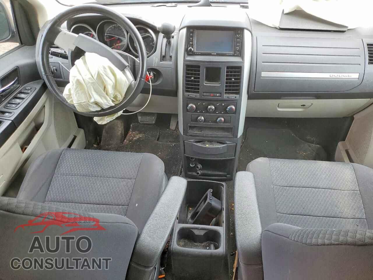 DODGE CARAVAN 2010 - 2D4RN4DE2AR471213