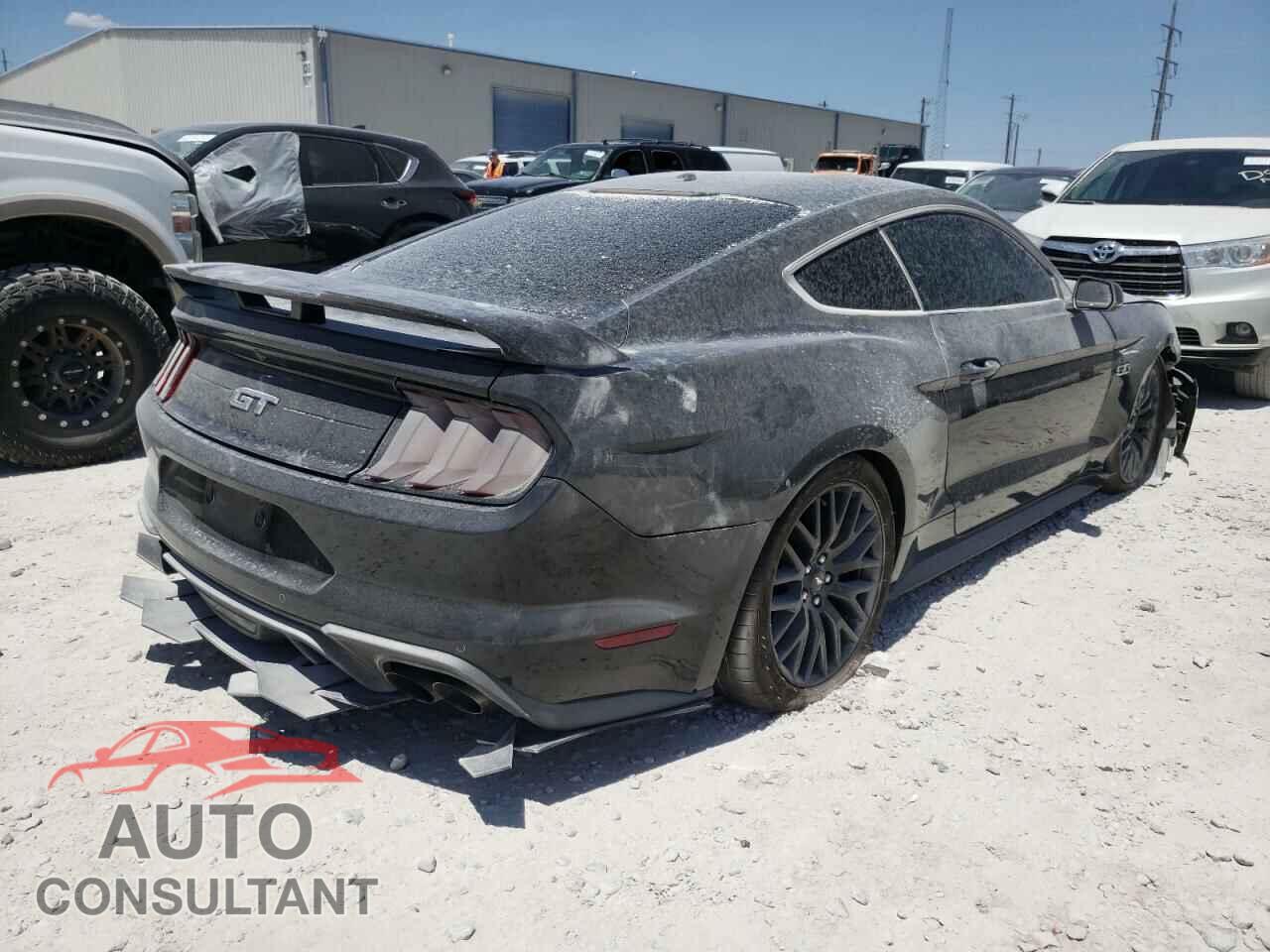 FORD MUSTANG 2019 - 1FA6P8CF5K5111899