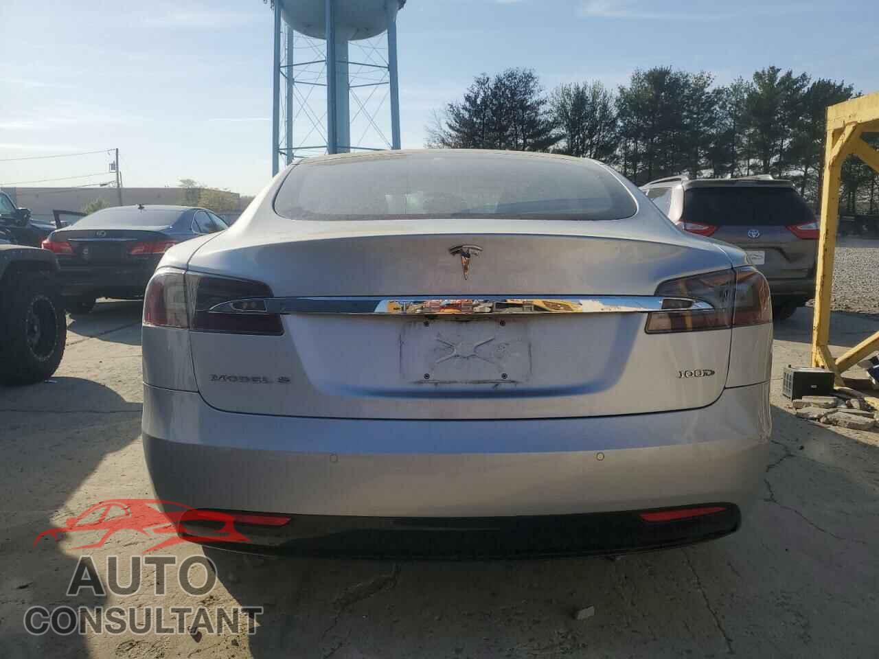 TESLA MODEL S 2017 - 5YJSA1E2XHF213086
