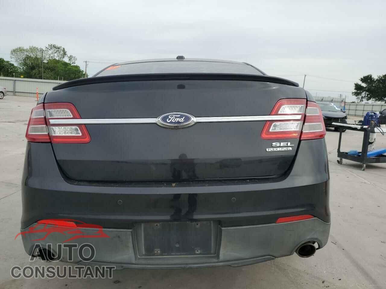 FORD TAURUS 2013 - 1FAHP2E80DG169186