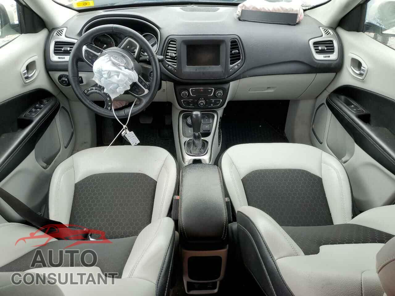 JEEP COMPASS 2019 - 3C4NJDBB8KT655974