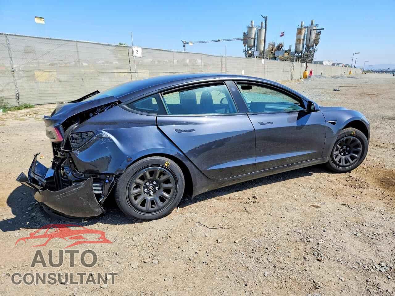 TESLA MODEL 3 2025 - 5YJ3E1EA0SF137465