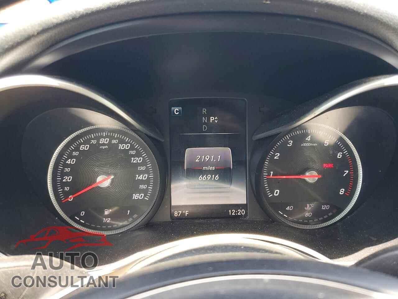MERCEDES-BENZ C-CLASS 2016 - 55SWF4KB2GU102702