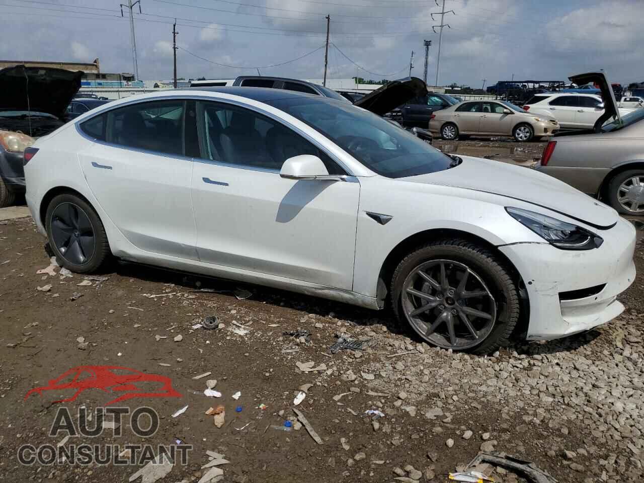 TESLA MODEL 3 2019 - 5YJ3E1EB0KF433241