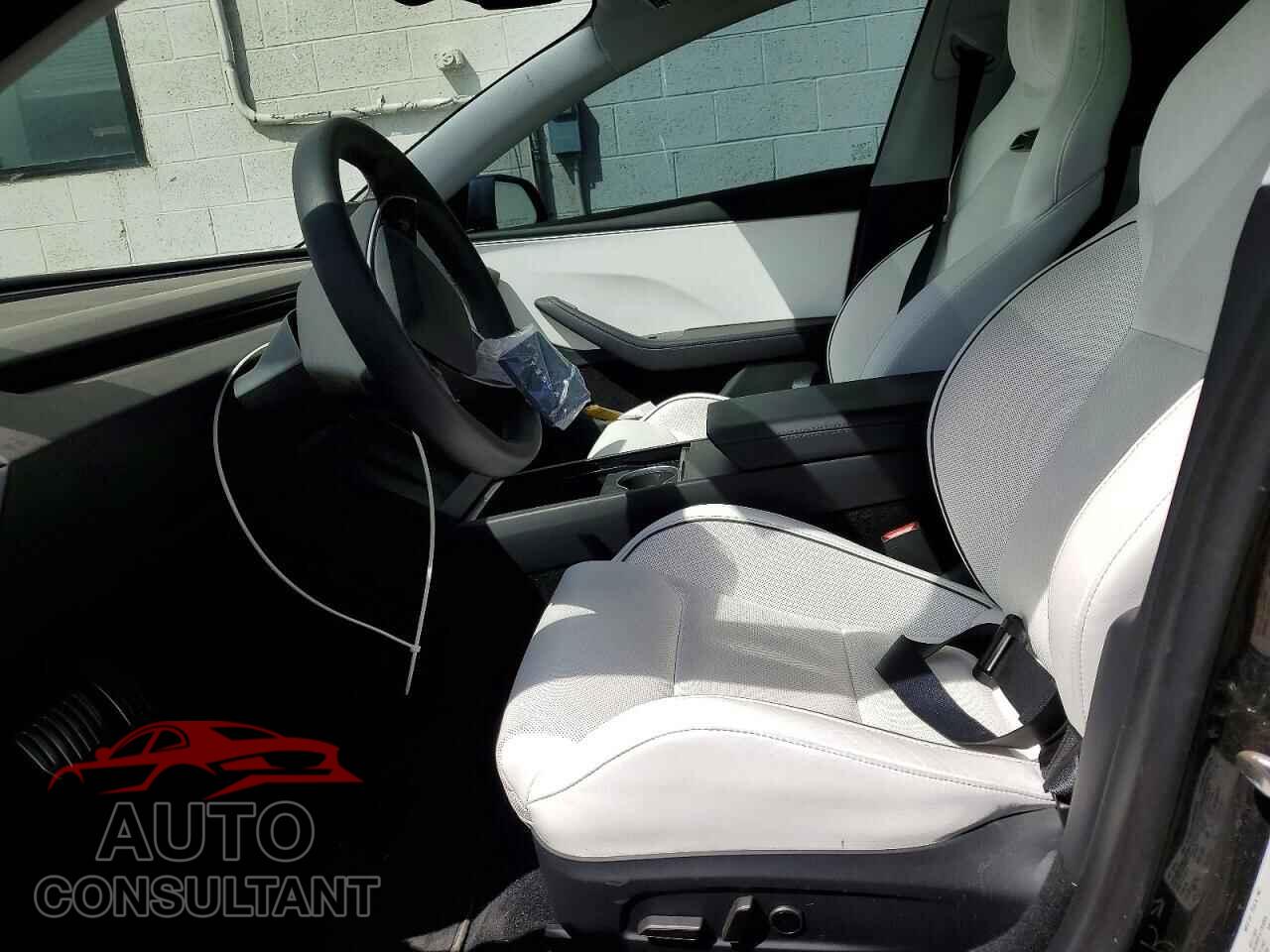 TESLA MODEL 3 2024 - 5YJ3E1ET0RF853276