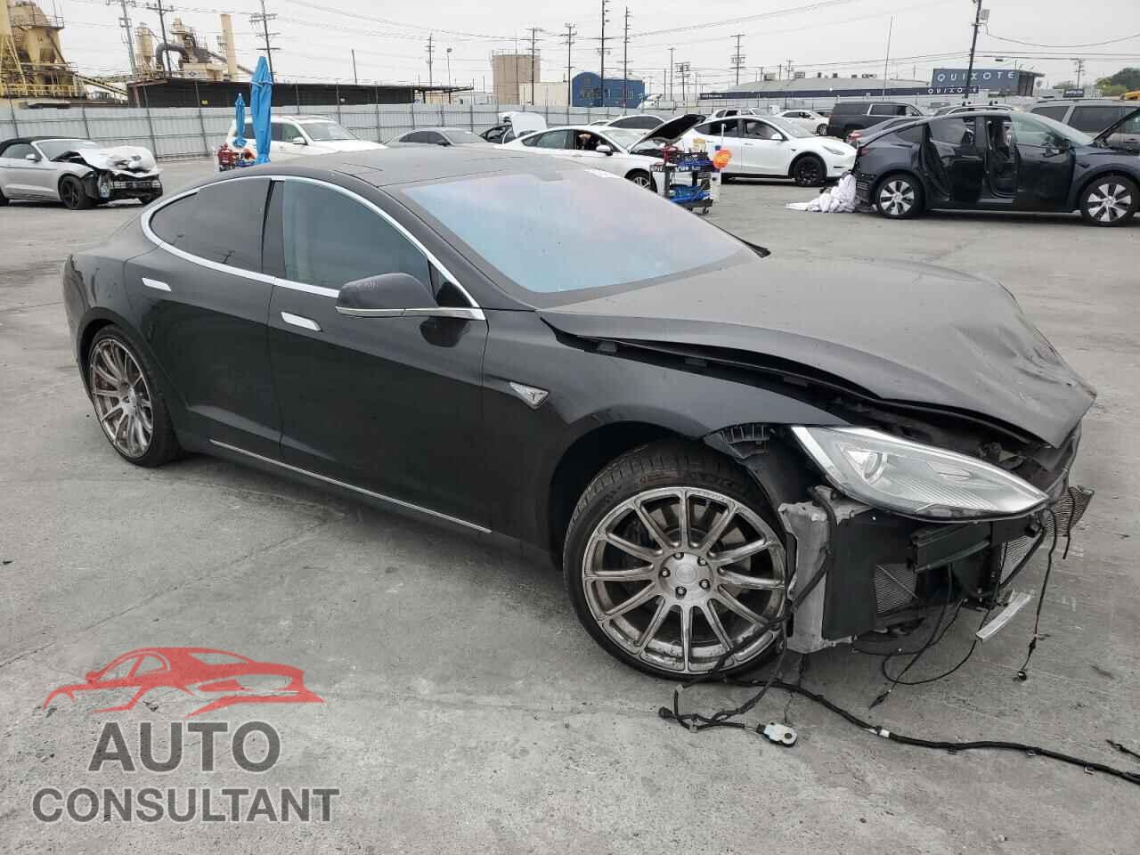 TESLA MODEL S 2013 - 5YJSA1DG4DFP03742
