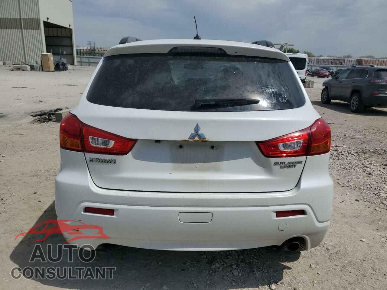 MITSUBISHI OUTLANDER 2012 - JA4AP4AUXCZ001739