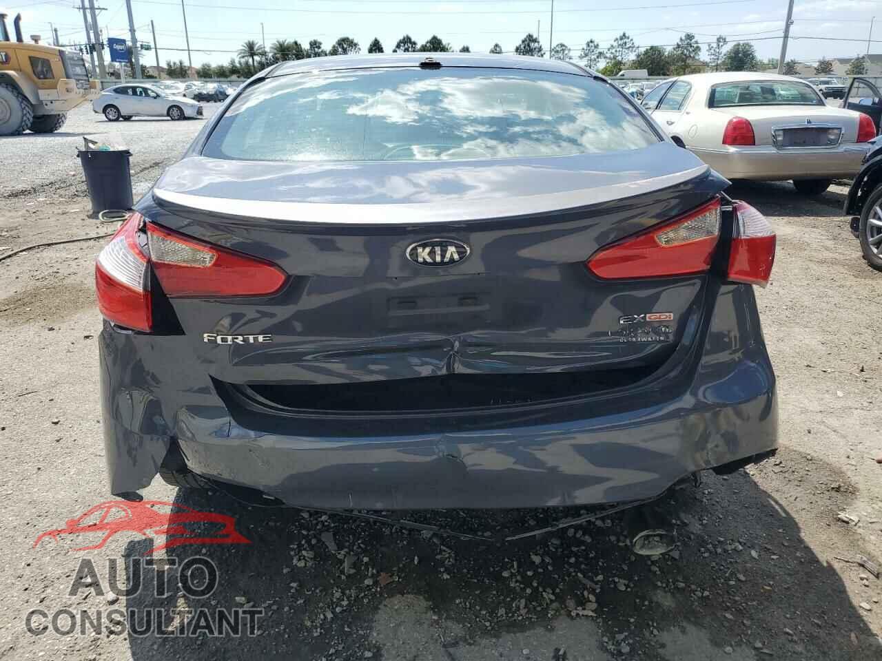 KIA FORTE 2015 - KNAFX4A82F5373177
