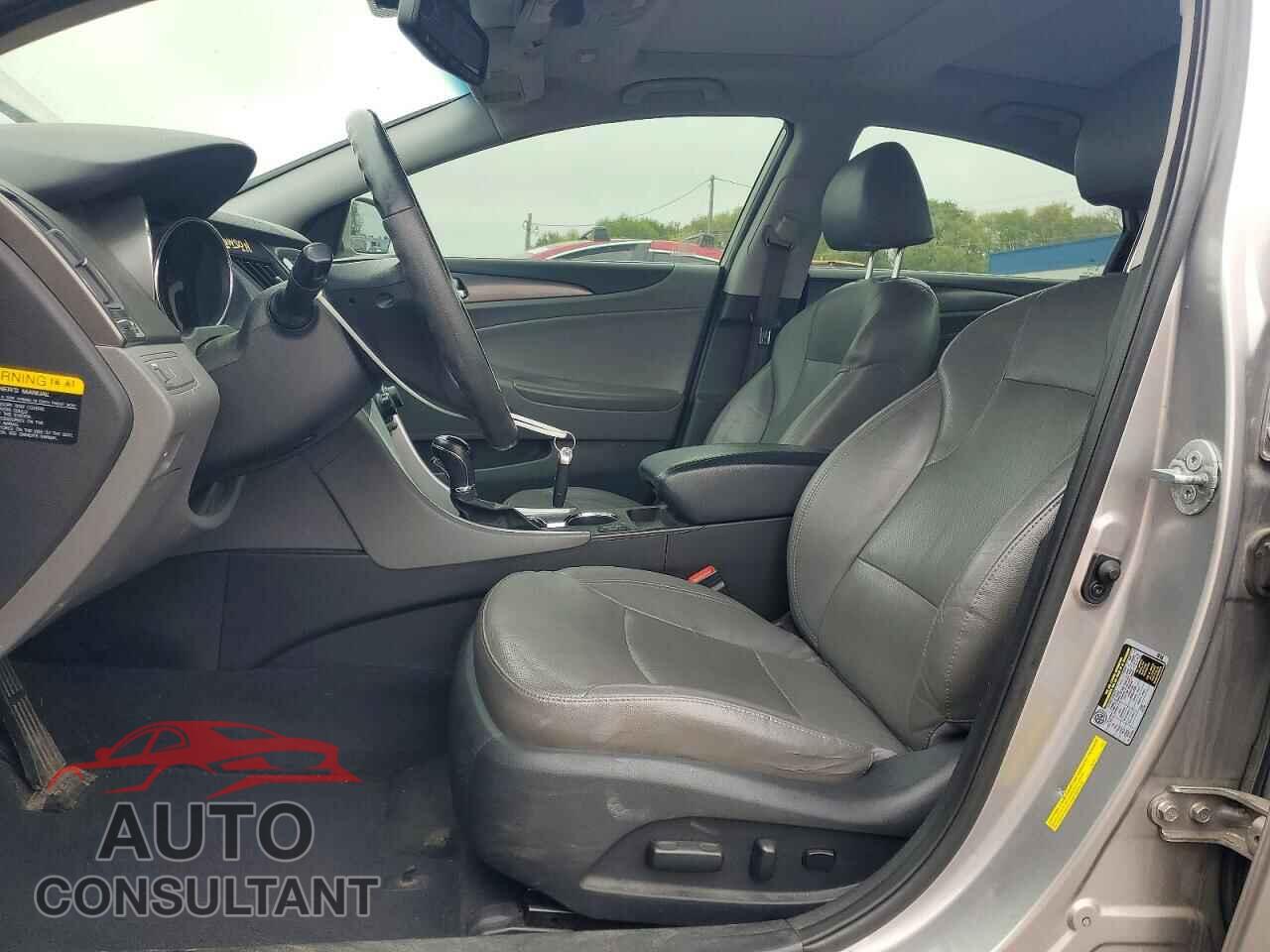 HYUNDAI SONATA 2012 - KMHEC4A49CA046961