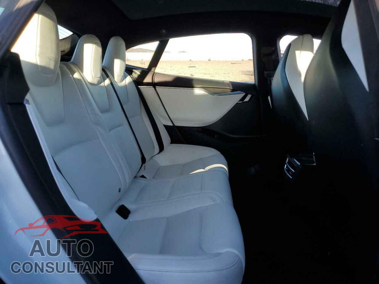 TESLA MODEL S 2018 - 5YJSA1E25JF246065