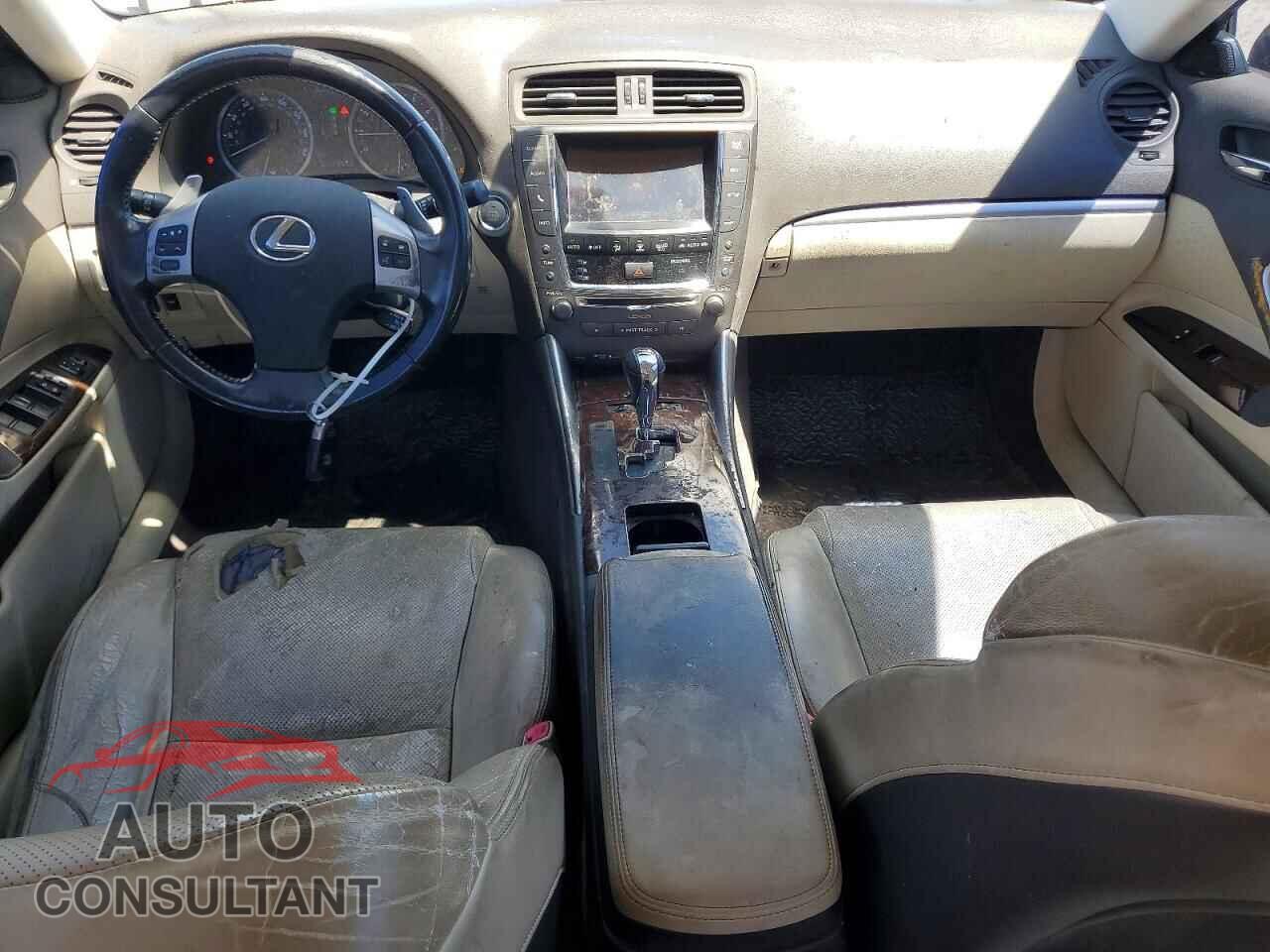 LEXUS IS 2013 - JTHBE5C2XD5032000