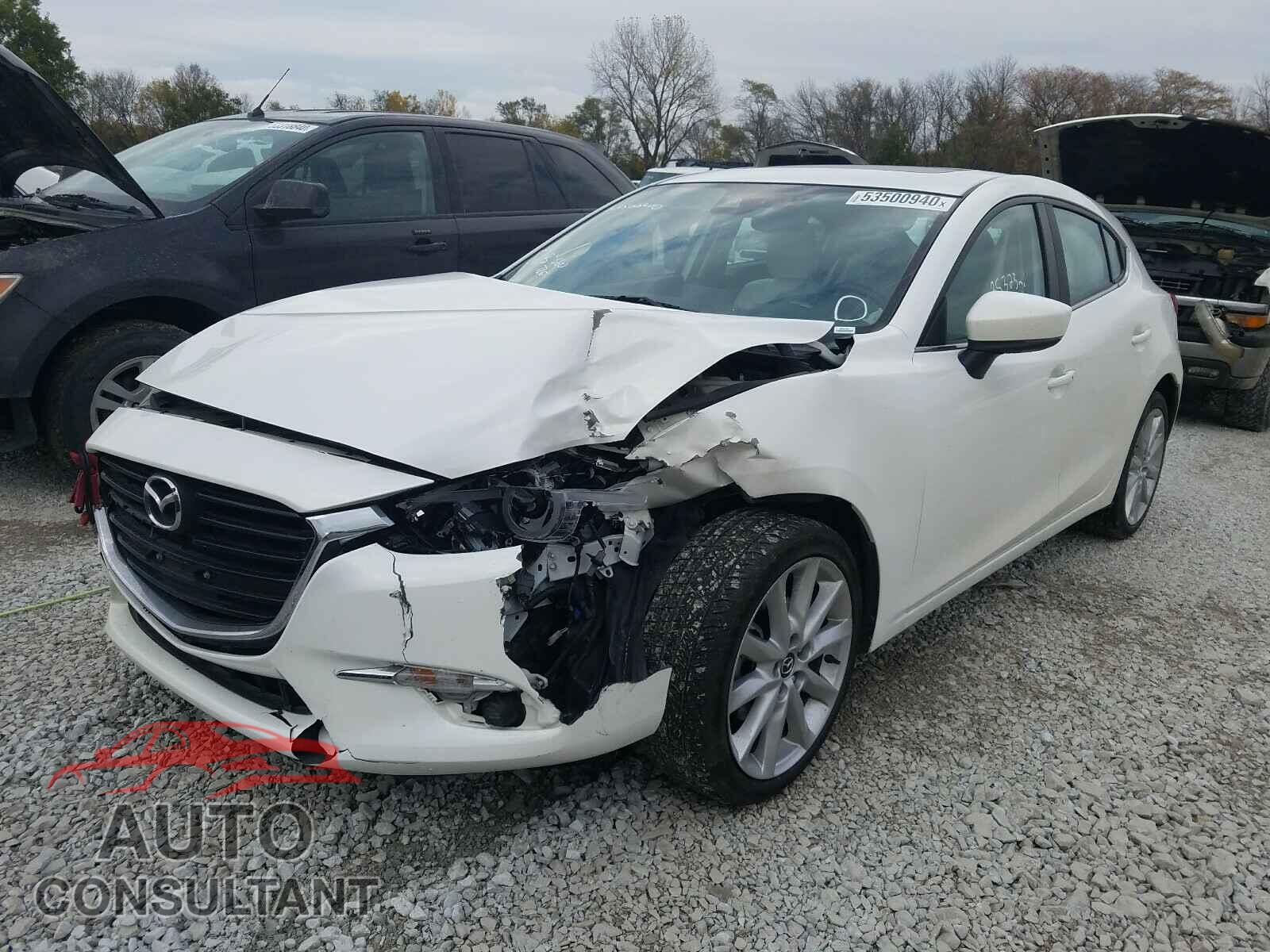 MAZDA 3 2017 - JM1BN1M38H1136208
