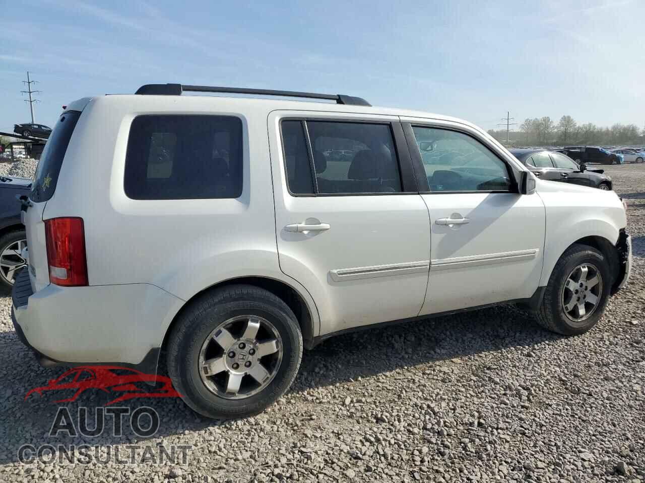 HONDA PILOT 2011 - 5FNYF4H98BB063430