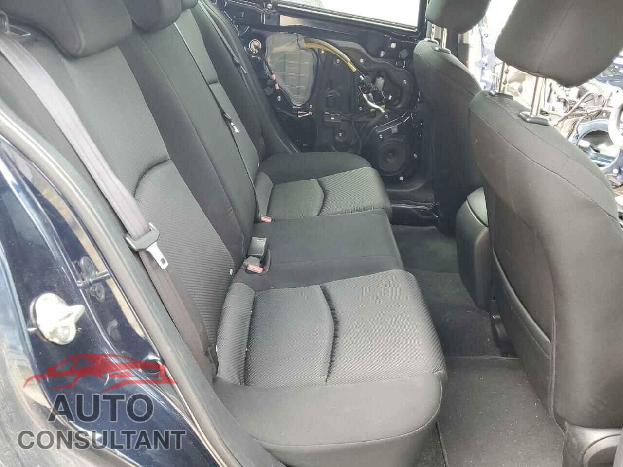 MAZDA 3 2017 - JM1BN1K79H1108570