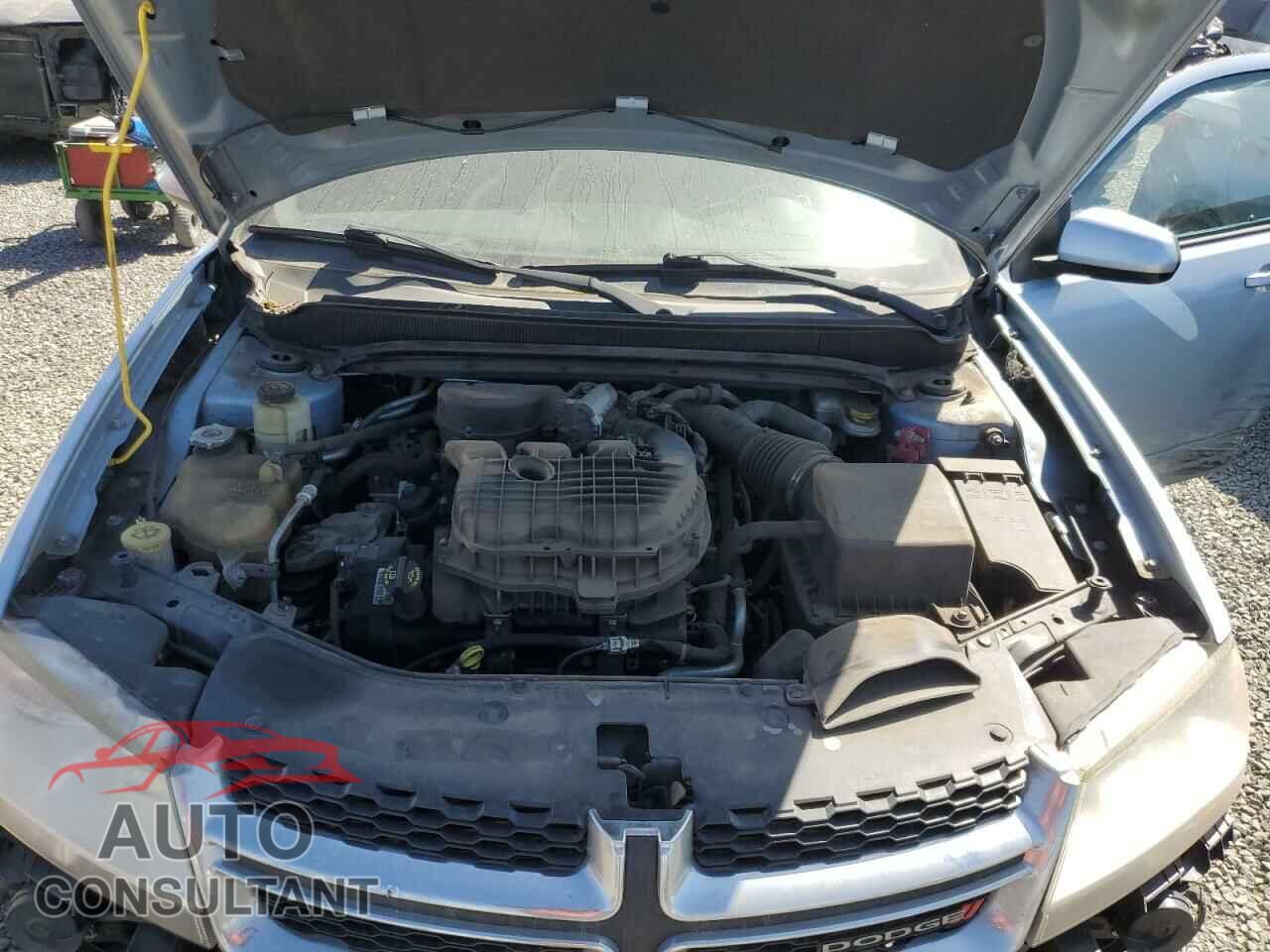DODGE AVENGER 2013 - 1C3CDZCG2DN741679