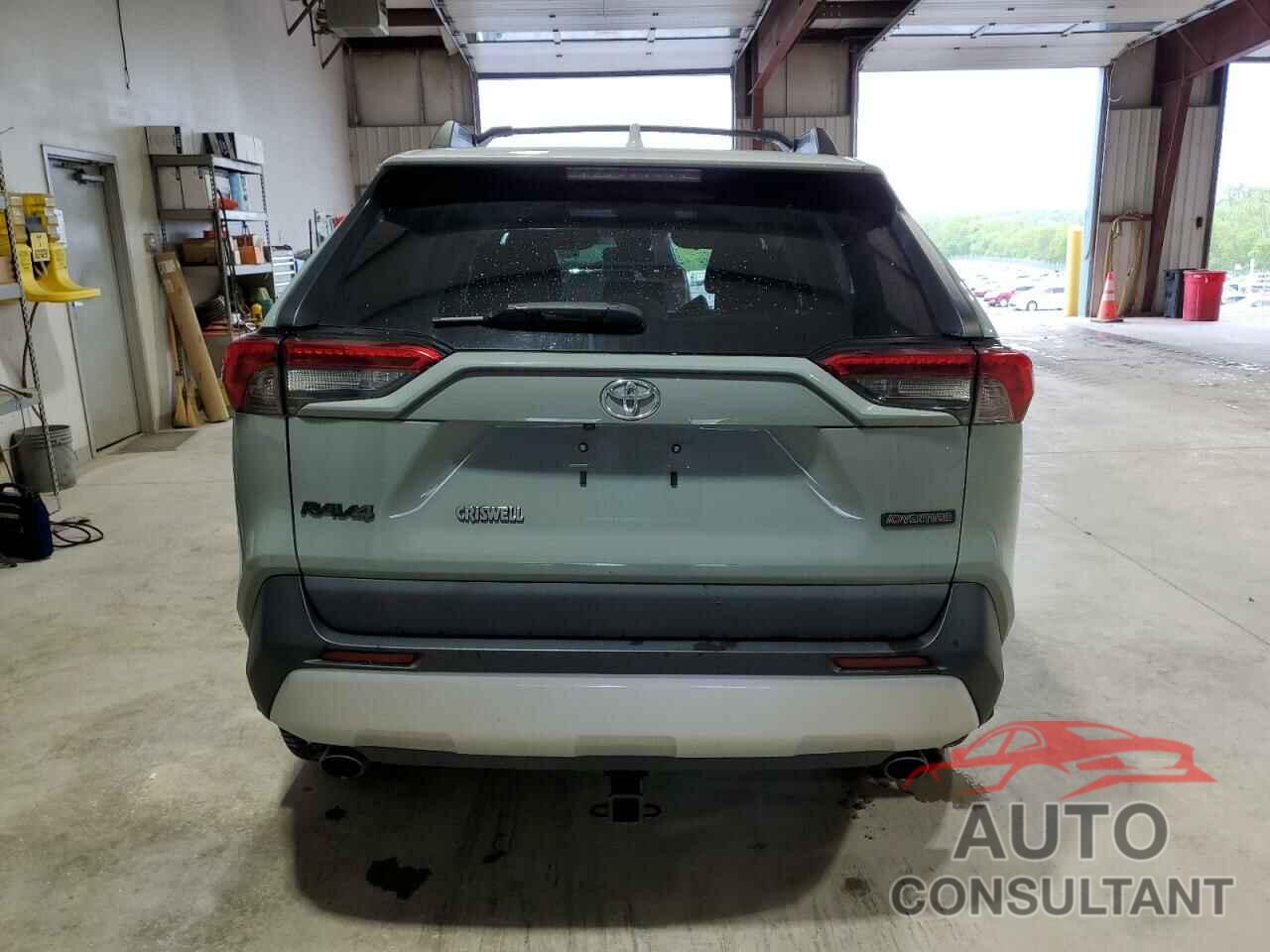 TOYOTA RAV4 2019 - 2T3J1RFV5KC018275