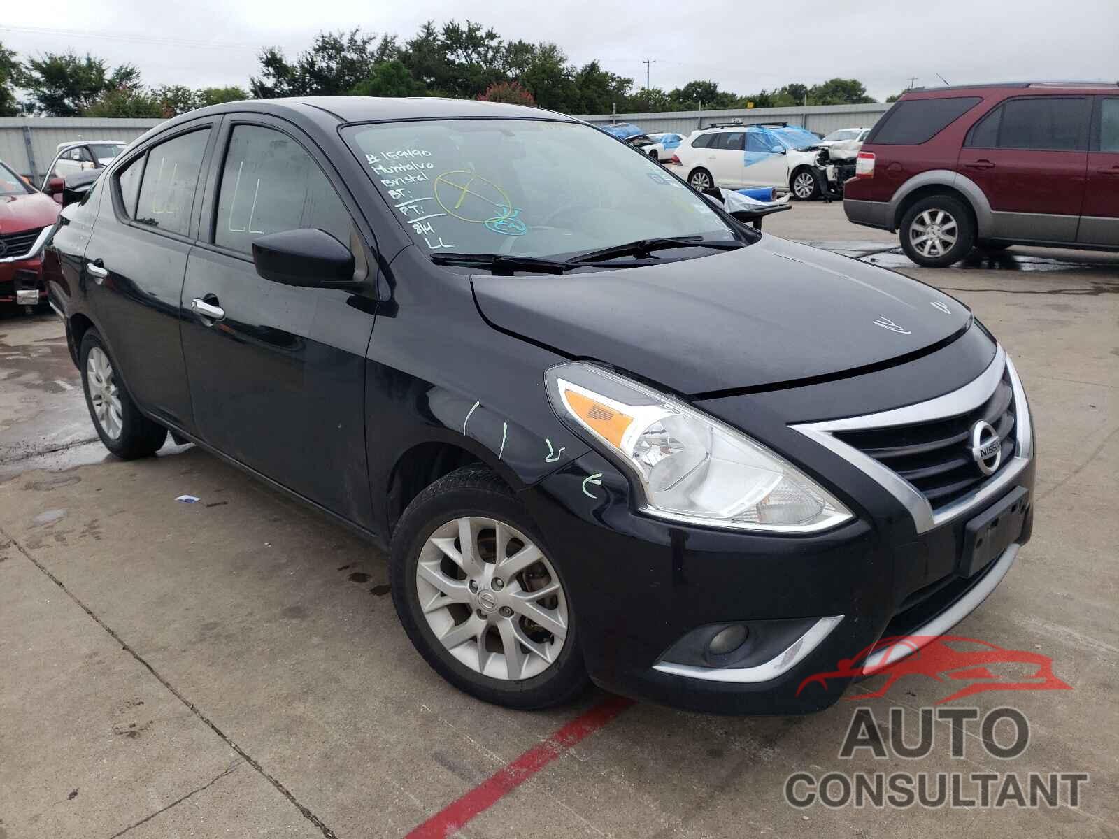 NISSAN VERSA 2017 - 3N1CN7AP1HL800942