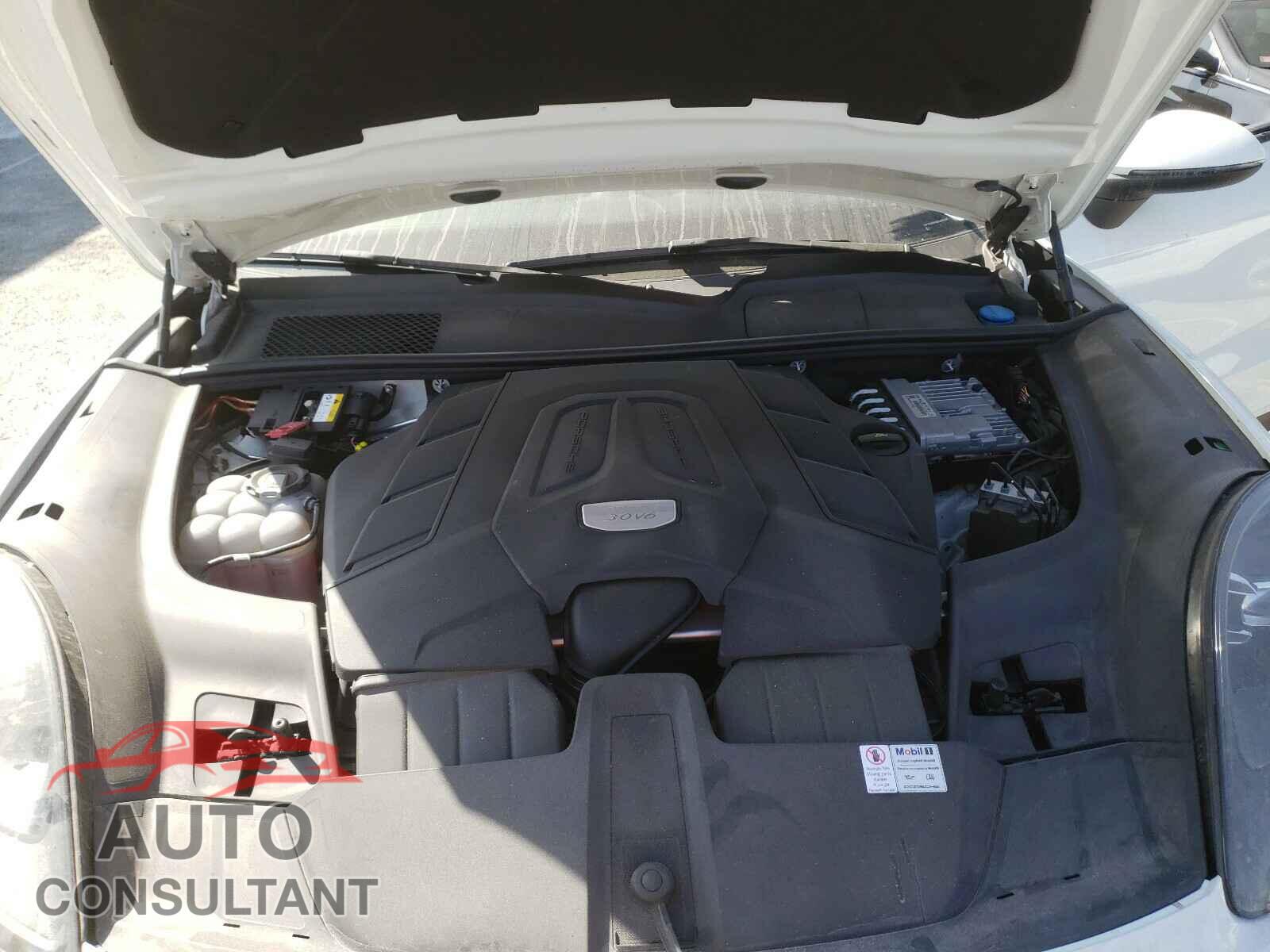 PORSCHE CAYENNE 2019 - WP1AA2AY4KDA09070