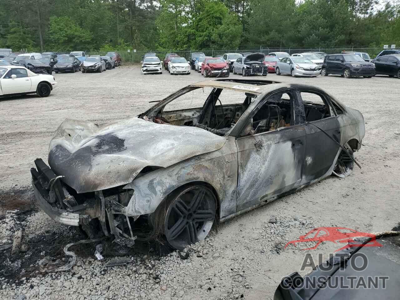 AUDI S4/RS4 2011 - WAUMGAFL8BA086009