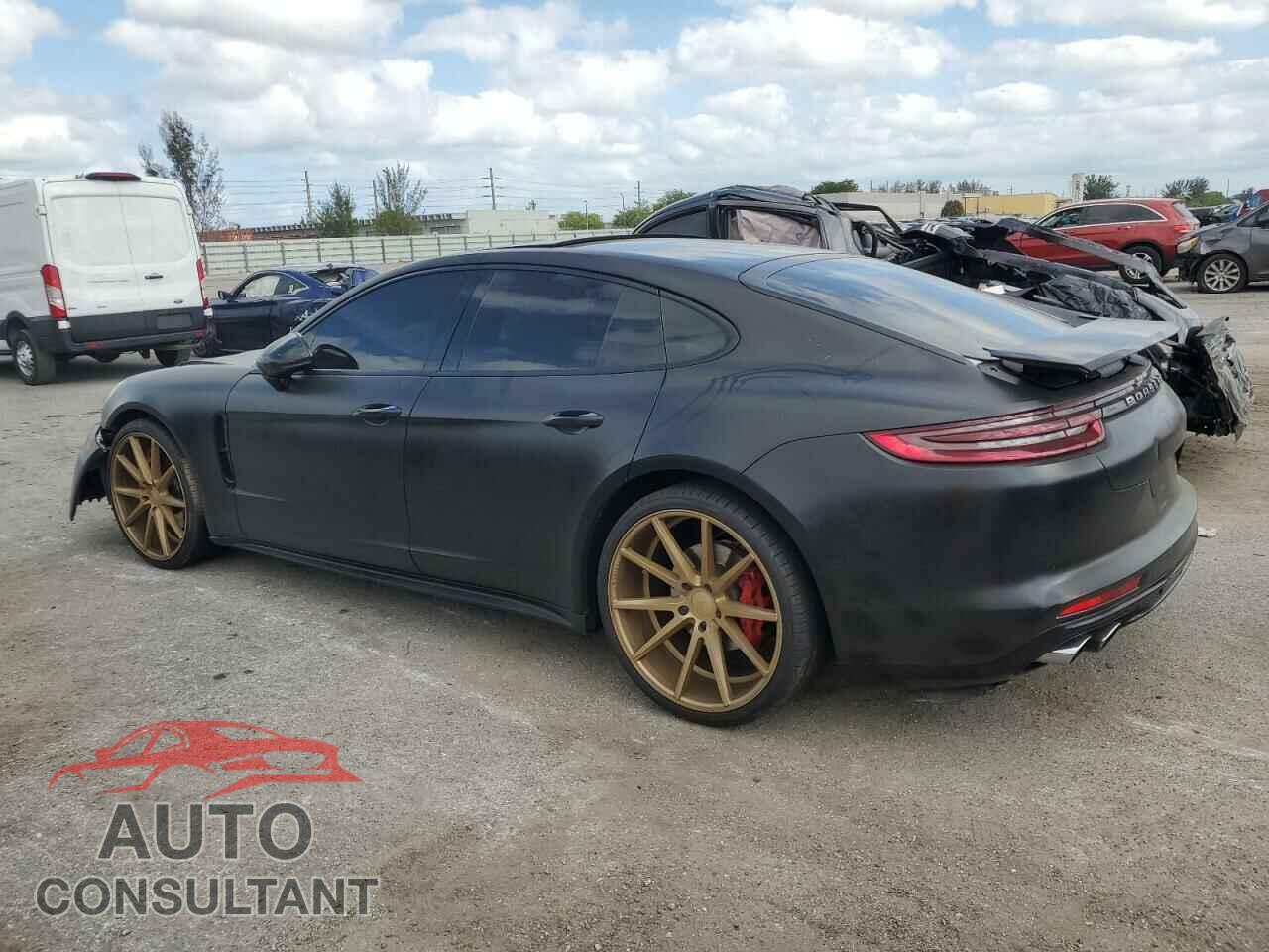 PORSCHE PANAMERA 2019 - WP0AA2A70KL100609