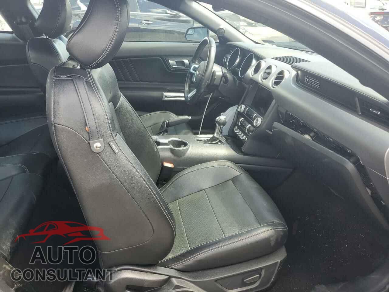 FORD MUSTANG 2020 - 1FA6P8CF5L5131233